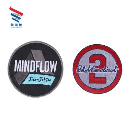 Personalisierte Logo-Kleidung Stickplatte mit Sequins Dekoration