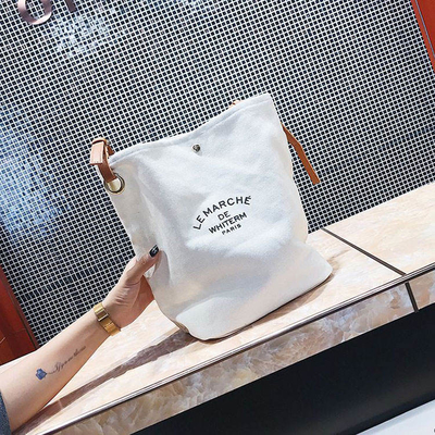 Supermarkt Custom Logo Baumwolle Leinwand Tote Schultertaschen mit braunen Ledergriffe