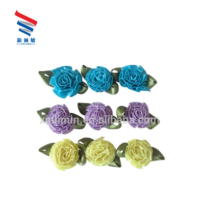 Einfacher Stil Farbiger Satinband Rosen Blumenbogen Nachhaltige Hochzeitsdekoration