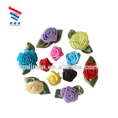 Einfacher Stil Farbiger Satinband Rosen Blumenbogen Nachhaltige Hochzeitsdekoration