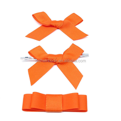 GEBÄRGEN GROSSE Bande Bogen Dekoration mit 100% Polyester