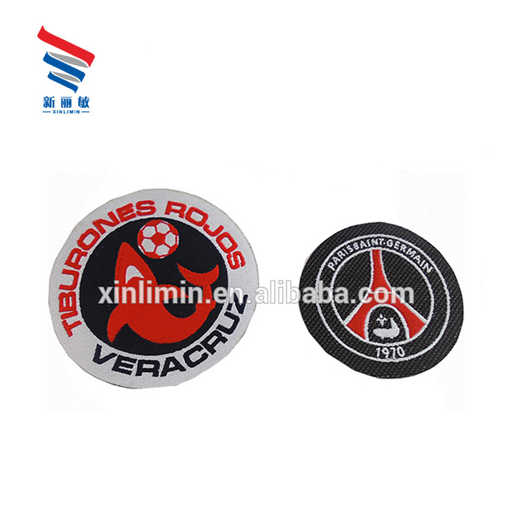 Knopf auf Stil Custom Design Eisen auf Gewebten Patches für Fußballteam Club Personalisiert